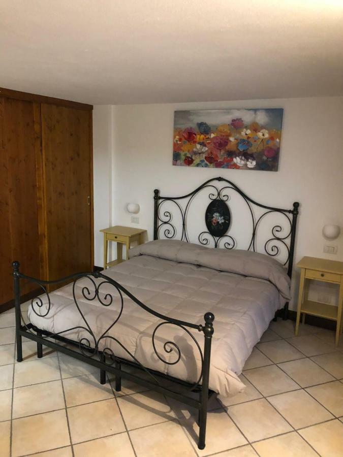 Appartamento Rosa Alpina Tra Il Casino E Le Terme Di Saint Vincent エクステリア 写真